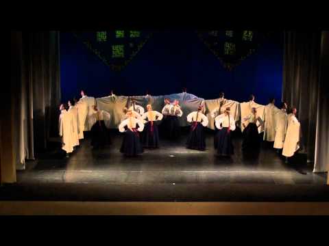 tda Dancis "Aiz ezera augsti kalni"