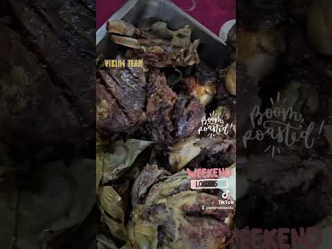 Making the Tongan umu, nicely roasted 👌