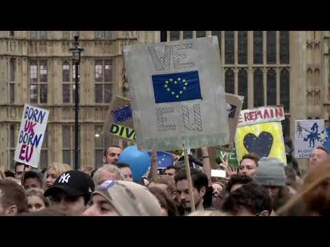 一個分裂的王國進入了未知的Brexit領域 (A divided kingdom enters the Brexit unknown)