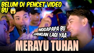 Download lagu Moment Lucu Penonton 😂😂 - TRI SUAKA Merayu Tuhan FEAT DODHY KANGEN (Live) Tri Suaka, Gisella mp3 Download lagu Moment Lucu Penonton 😂😂 - TRI SUAKA Merayu Tuhan FEAT DODHY KANGEN (Live) Tri Suaka, Gisella mp3