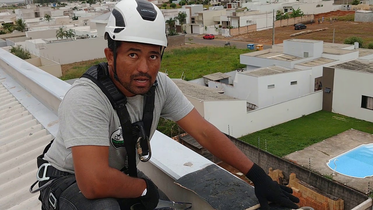 Como preparar cadeirinha para pintura predial