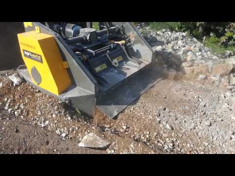 Agri World srl - Fresa Trincia Ceppi/Cassi FTCD-140.02  -  Stumps/Stones cutter FTCD-140.02