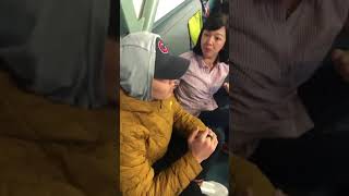 faze tari isi surprinde mama