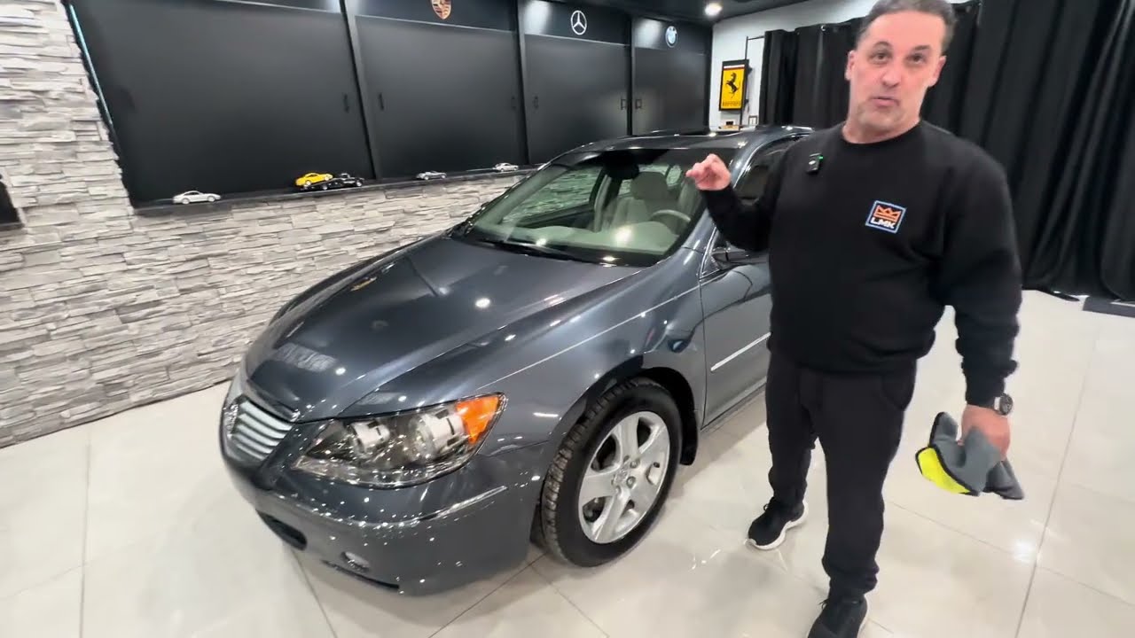 Showcasing our 19k Mile 2008 Acura RL