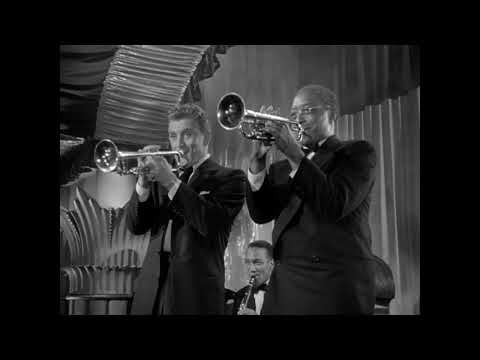 Kirk Douglas and Lauren Bacall in "Young Man With A Horn" (1950)