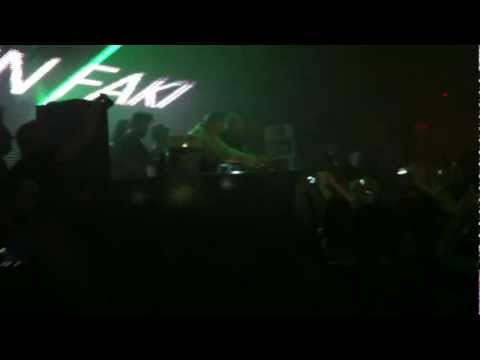 Len Faki - Opening Set @ Cocoricò - 25/02/2012 HD