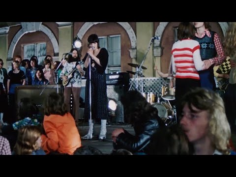 Nina Hagen & Stern Combo Meissen - Zieh Die Schuhe Aus (1976)