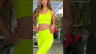 Download lagu LOVE these 💚 Full Vid Sooooon #avaryana #shorts #leggings mp3