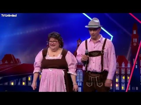 Chantal zint mee met de achtbaan - Stoopjes | Holland's Got Talent HD