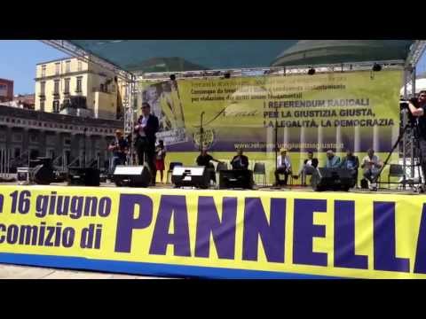 Roberto Giachetti a Napoli per sostenere i referendum radicali