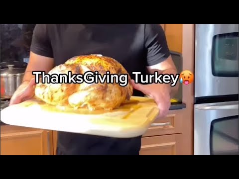 Halal Thanksgiving Spread: Herb-Butter Turkey, Turkey Egg Rolls & Garlic Parmesan Mac N' Cheese
