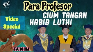 Download lagu Para Profesor dan Guru Besar Cium Tangan Habib Luthfi mp3 Download lagu Para Profesor dan Guru Besar Cium Tangan Habib Luthfi mp3