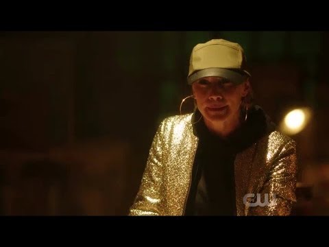 The Flash 4x21 Barry pede ajuda a Amunet - Legendado