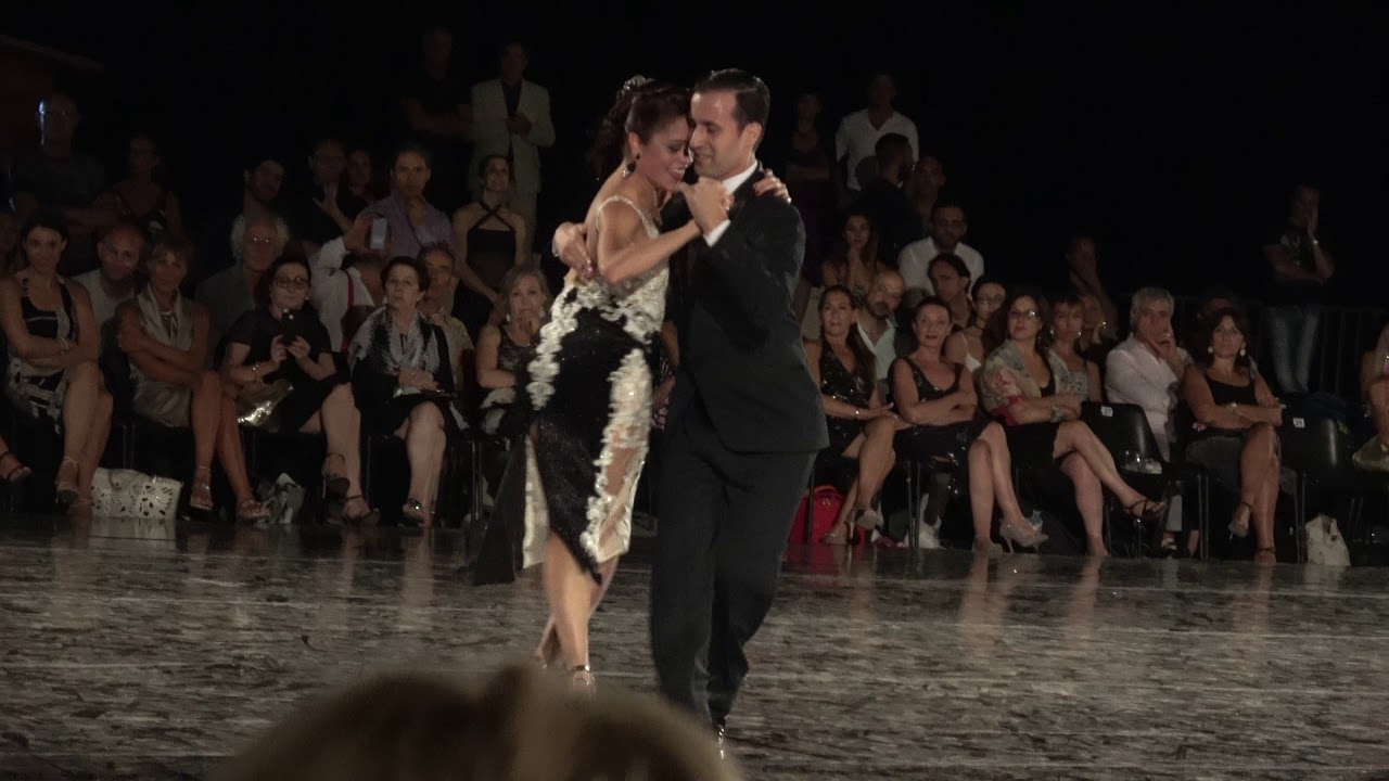 Facundo Pinero y Vanesa Villalba  13 07 2018  Festival del Tango Trani 3.4