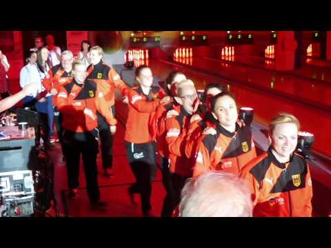Kegeln Classic WM 2017 in Dettenheim, Einmarsch zur Siegerehrung der Damen