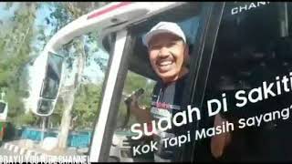 Download lagu Kata kata mutiara dari supir dan kenek bus//OM KATA KATA OM☺ mp3 Download lagu Kata kata mutiara dari supir dan kenek bus//OM KATA KATA OM☺ mp3