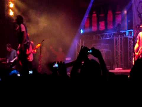 Forever The Sickest Kids - Whoa Oh - Curitiba 08/05/2010