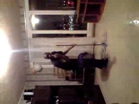 Dj Xeno en mode Menage.3gp