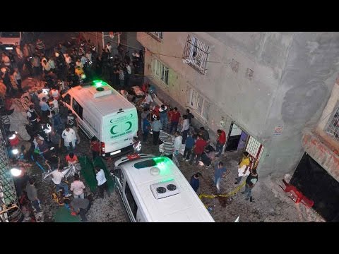 Click to Watch the Pope Francis prays for victims of Turkish wedding attack video