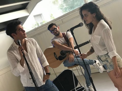 "Shallow" cover by Cintia Belen & El Purre