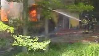 preview picture of video 'Breezewood House Fire Mattie May 29 2008.wmv'