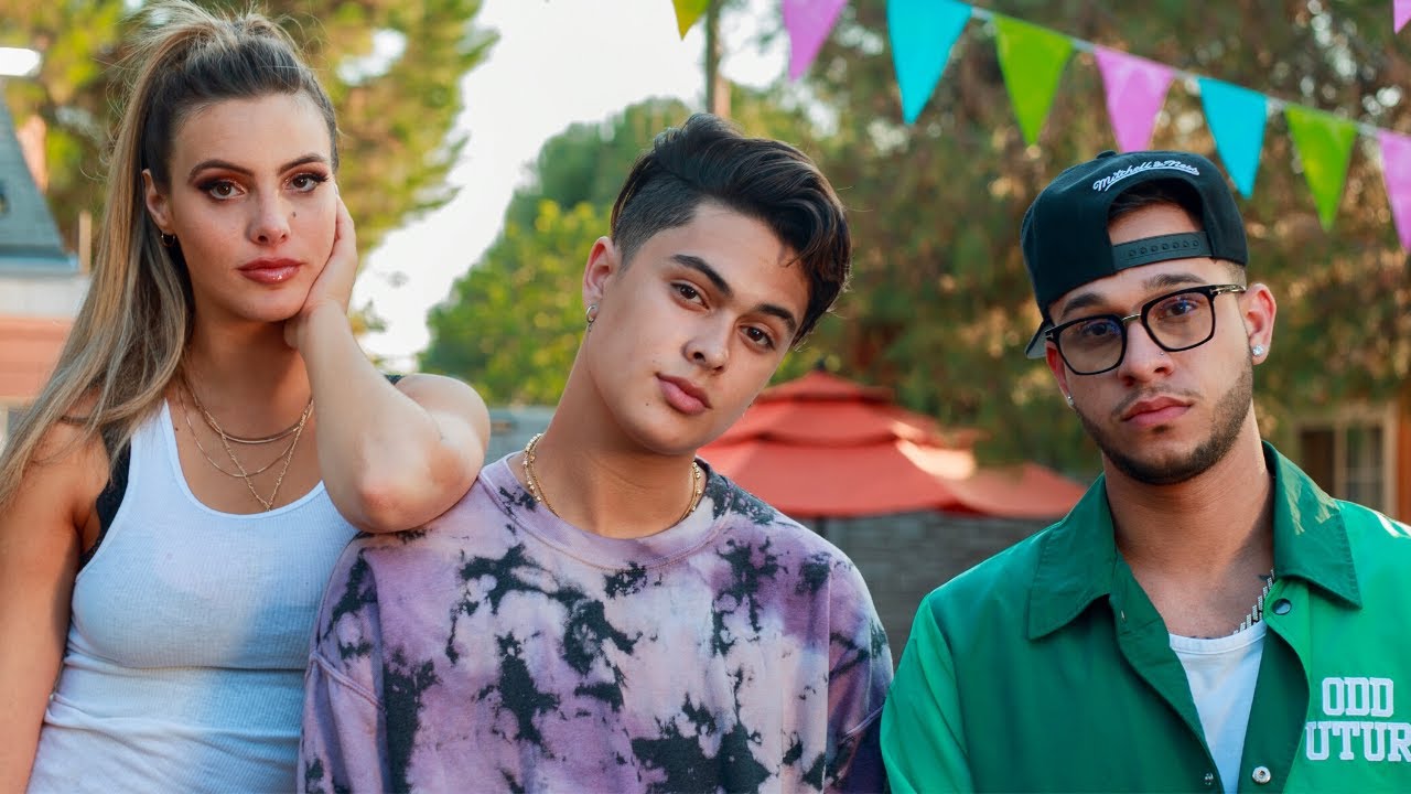 Favian Lovo, Lele Pons, Lyanno — Los Puti