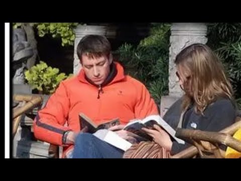 外国人模仿中式生活，文化入侵体现的淋漓尽致。