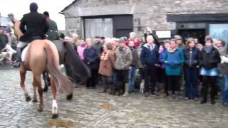 preview picture of video 'BOLVENTOR HUNT MEETING JAMAICA INN, CORNWALL BOXING DAY 2011'