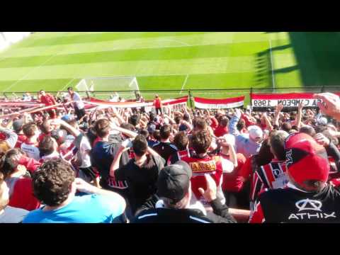 "Recibimiento de Chacarita vs Atlético Paraná" Barra: La Famosa Banda de San Martin • Club: Chacarita Juniors