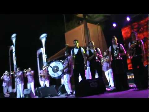 Guca 2011 (Middle Finger to 40 000 people)