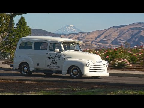 Thumbnail for Cruise the Gorge 2025 | Finding RARE Classic Cars and Trucks in Oregon by classic car