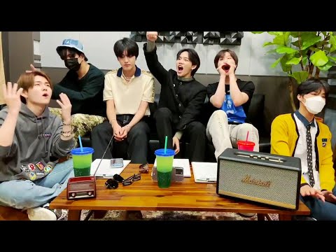 TREASURE reaction to BLACKPINK - Pretty Savage | Treasure as BLINK