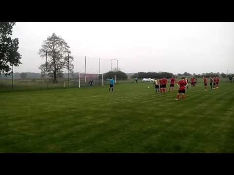 Grom Gromadzyń-Wielowieś - Kuźnia Jawor 3:3 - Gol Emiliana Borka na 0:1