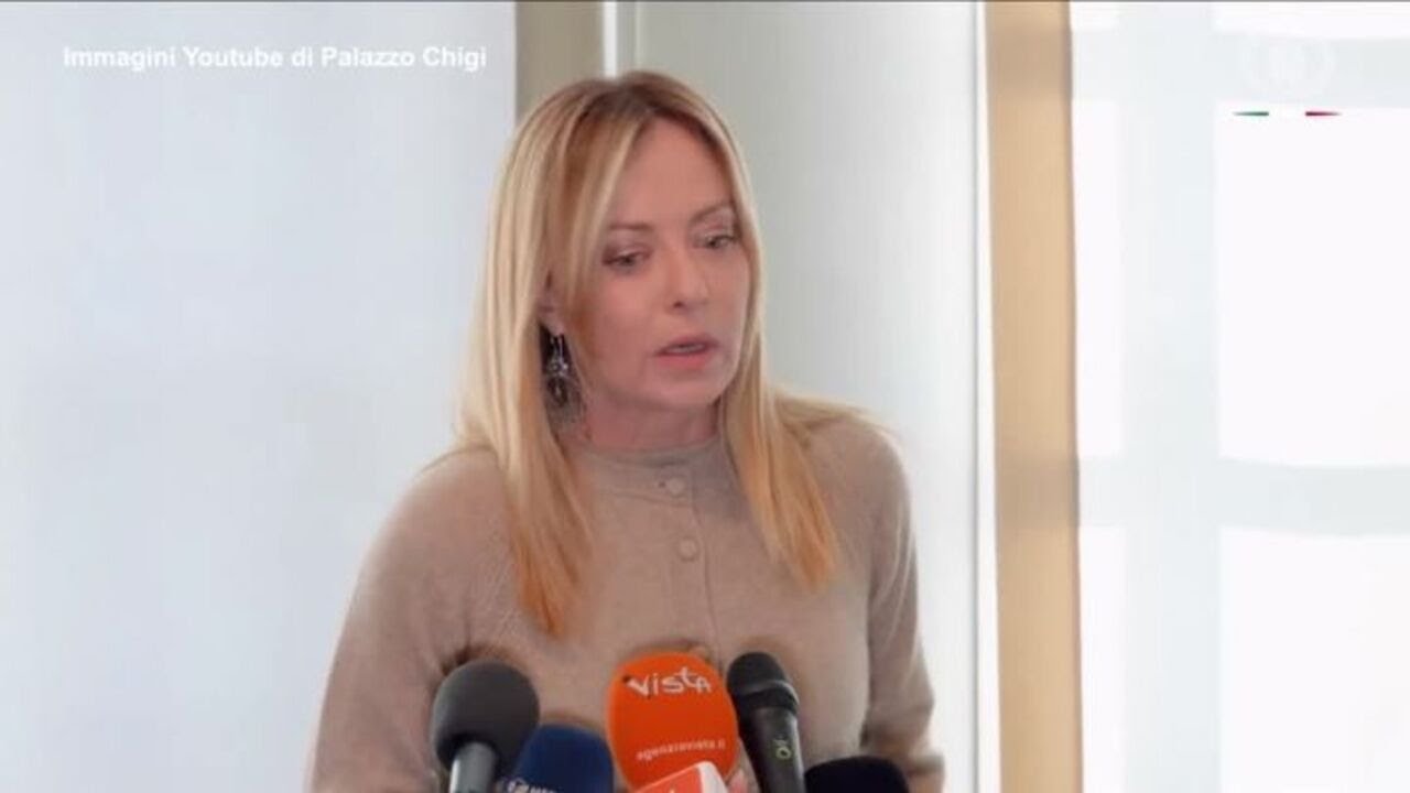 Meloni: "Eventuale presenza in Groenlandia da discutere in ambito Nato"