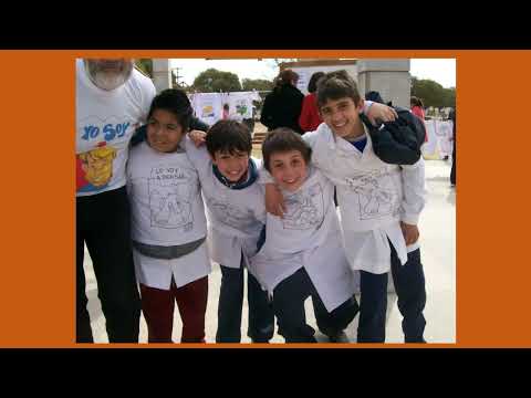 HISTORIETAZO  EN LA PLAZA DE ESTACIÓN GENERAL PAZ,  CÓRDOBA, CON AUDIO DE  REBECA BORTOLETTO