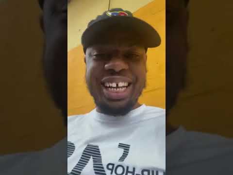 Johnniemac with Likmoss on his block