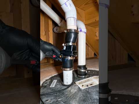 Replacing a sewage ejector pump and check valve 🚽💦 #plumbing #plumber #asmr #diy