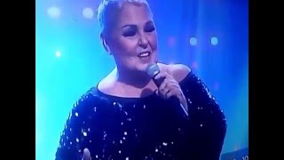 "Como Tú" Lupita D'Alessio en Goza La Noche