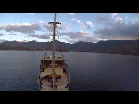 Dunia Baru Adventures - Superyacht Indonesia - DNA Media