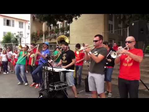 Get7 Brass Band - Get Out Da Away - @ Bar du Palais (Dax) 08/2014