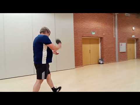 Ejby Fyn bordtennis klub spiller imod hinanden del 1