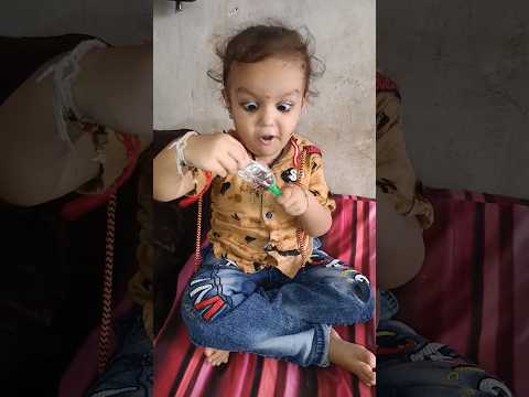dharuvi Gulabi chocolate kha rahe hain #funny #shorts