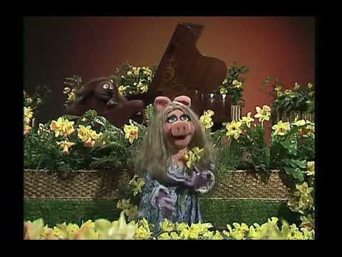 The Muppet Show - 302: Leo Sayer - "The Daffodils" (1978)