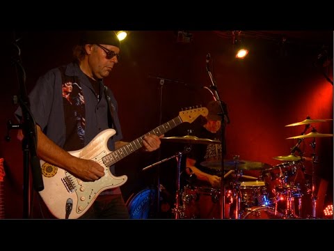 Vargas Blues Band - Sácalo