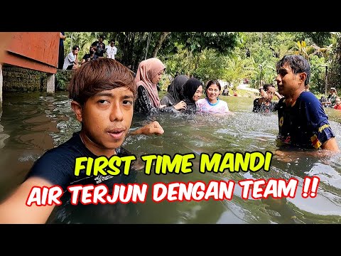 FIRST TIME MANDI AIR TERJUN DENGAN TEAM !! - SEMUA TERUJA !
