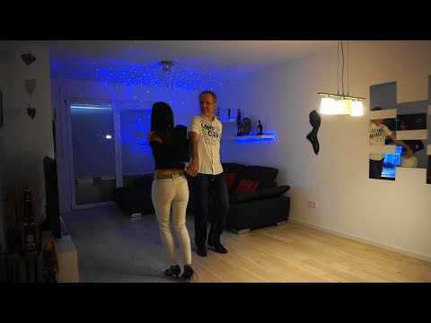 DISCOFOX Figurenkombi Anfänger Rücken an Rücken mit Daniel & Angela