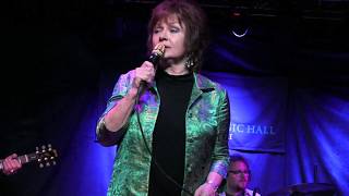 &#39;&#39;IT TAKES A LOT TO LAUGH, IT TAKES A TRAIN TO CRY&#39;&#39; - SHAUN MURPHY @ Callahan&#39;s, July 2017