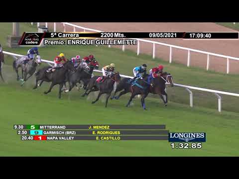 210509 c05 E Guillemette/ EL CURATO