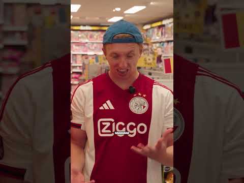Wanneer je niet kan kiezen in de speelgoedwinkel! 😂