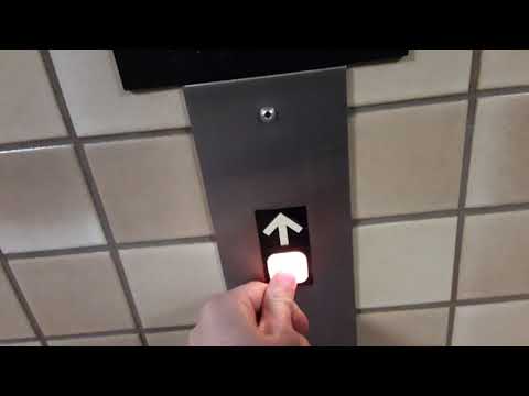 Unmaintained Dover Hydraulic Lifts - UnityPoint Methodist Hospital Carpark 1 - Des Moines, IA